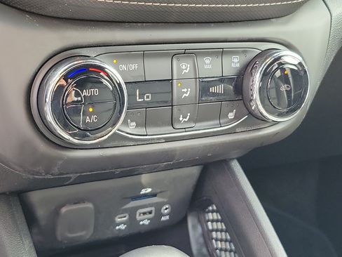 Used 2023 Chevrolet TrailBlazer ACTIV w/ Sun and Liftgate Package AWD/4WD image 27