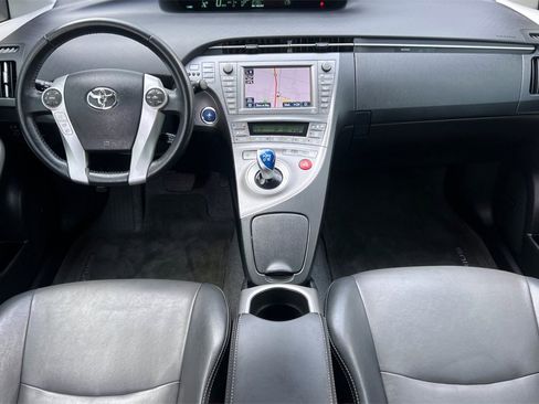 Used 2013 Toyota Prius Four image 15
