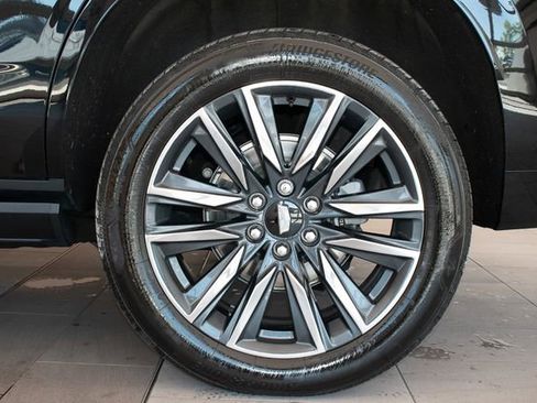 Used 2023 Cadillac Escalade Sport Platinum w/ Heavy-Duty Trailer Package AWD/4WD image 9