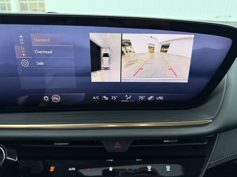 Used 2025 Buick Envision Avenir AWD/4WD image 27
