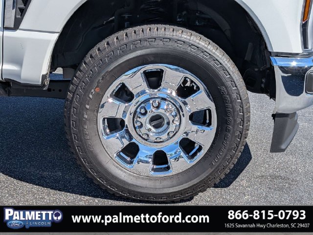 Certified 2025 Ford F250 King Ranch w/ Chrome Package AWD/4WD image 11