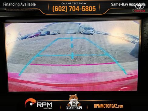 Used 2015 Toyota Corolla LE image 17