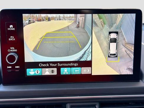 Used 2023 Honda Pilot Elite image 38