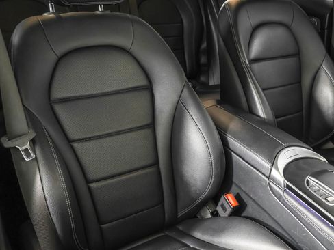 Used 2020 Mercedes-Benz GLC 300 4MATIC image 44