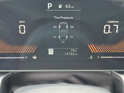 Used 2025 Kia K4 LXS image 35