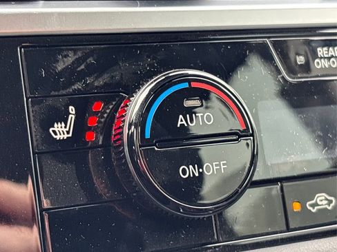 New 2025 Nissan Pathfinder SL image 22