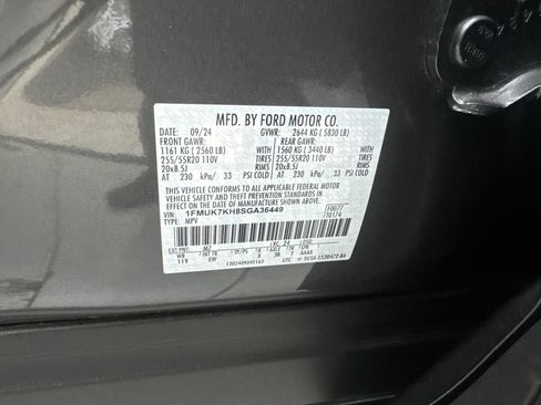 Used 2025 Ford Explorer ST-Line w/ Premium Package RWD image 90