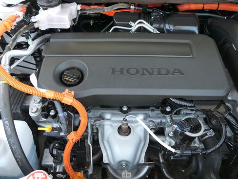 Used 2025 Honda CR-V Sport image 31