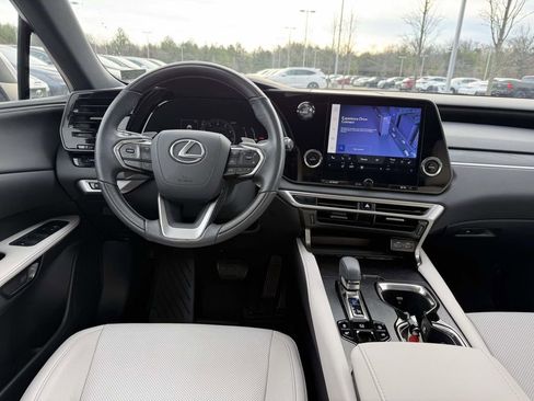 Used 2023 Lexus RX 350 Premium image 8