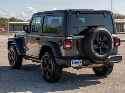 Used 2020 Jeep Wrangler Sport image 5
