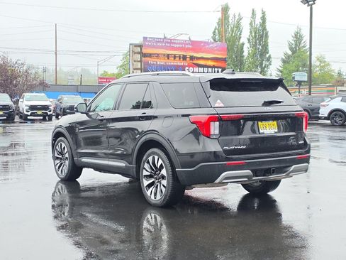 Used 2025 Ford Explorer Platinum w/ LUX Leather Package AWD/4WD image 4
