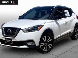 Used 2019 Nissan Kicks SR FWD video 1