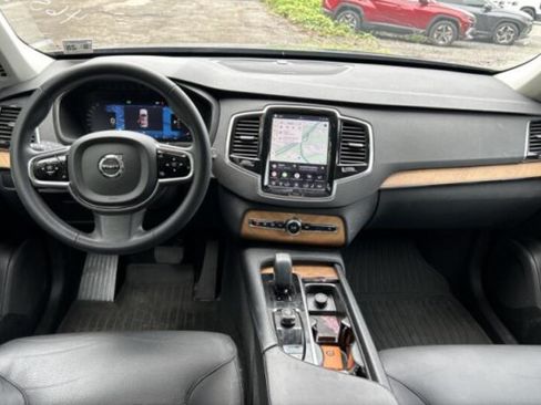 Used 2023 Volvo XC90 B6 Plus w/ Protection Package Premier AWD/4WD image 3
