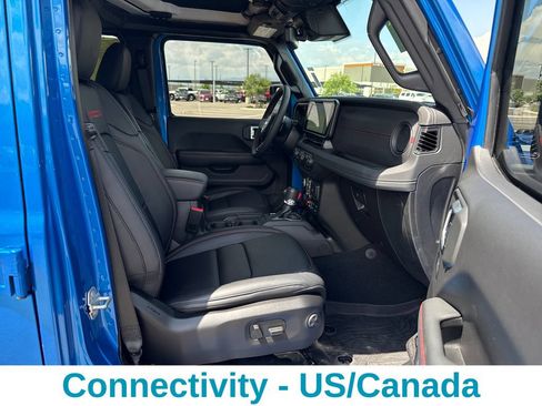 Used 2024 Jeep Gladiator Rubicon w/ Technology Group AWD/4WD image 33