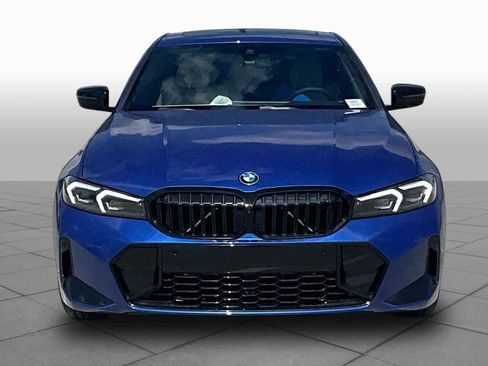 Used 2026 BMW 330i Sedan w/ M Sport Package RWD image 3