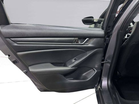 Used 2019 Honda Accord Sport image 27