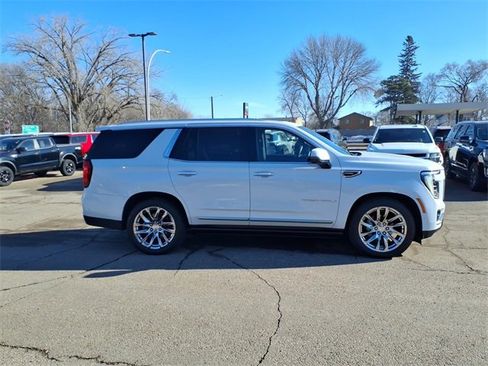 Used 2026 GMC Yukon Denali w/ Denali Reserve Package image 2