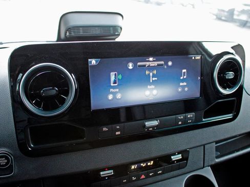 New 2025 Mercedes-Benz Sprinter 2500 image 16