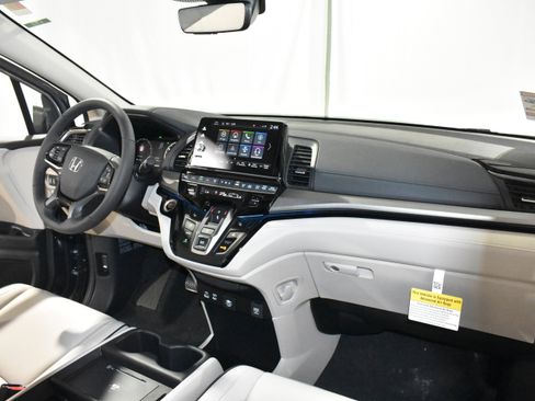 New 2026 Honda Odyssey Touring image 35
