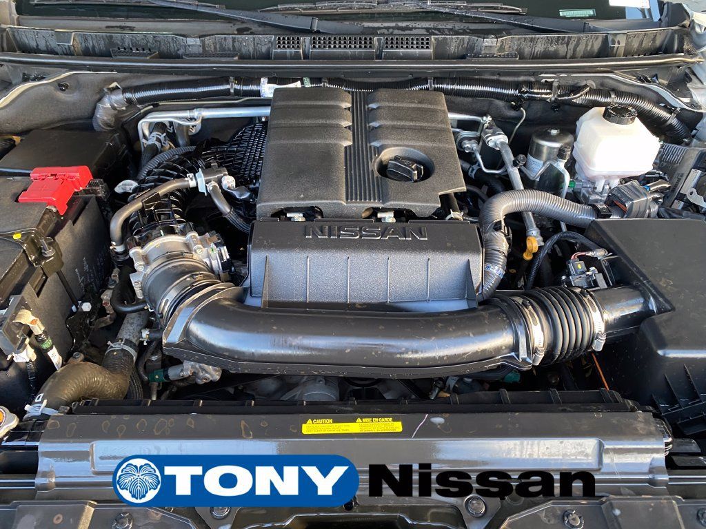 Used 2024 Nissan Frontier SV w/ Hardbody Edition AWD/4WD image 10