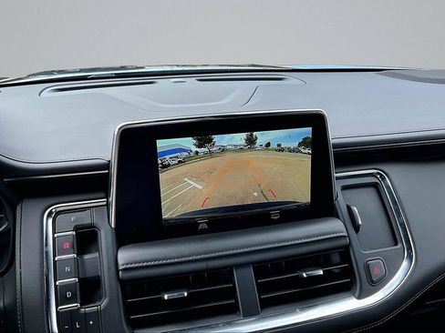 Used 2024 Chevrolet Tahoe LT AWD/4WD image 19