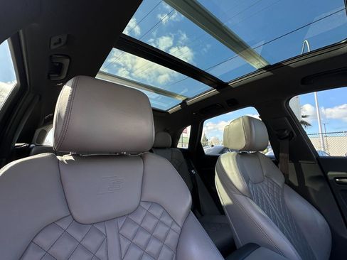 Used 2018 Audi SQ5 Premium Plus w/ Navigation Package image 23