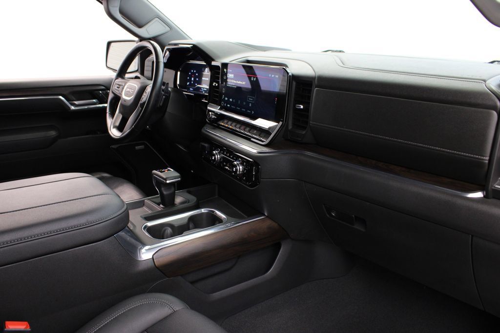 Used 2023 GMC Sierra 1500 SLT w/ SLT Premium Plus Package AWD/4WD image 25