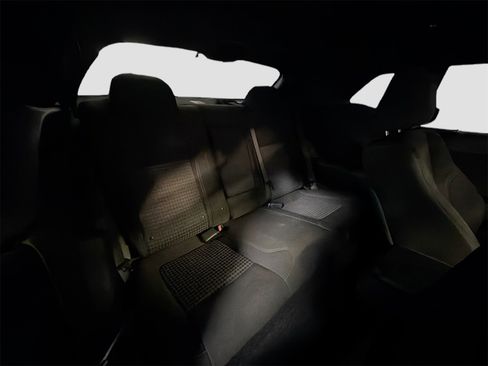 Used 2022 Dodge Challenger SXT image 24