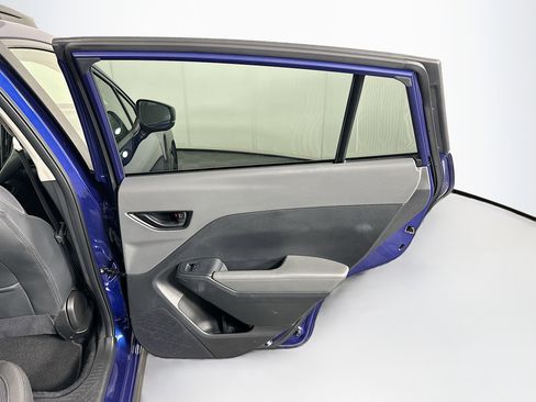 Used 2024 Subaru Crosstrek 2.0i Premium image 28