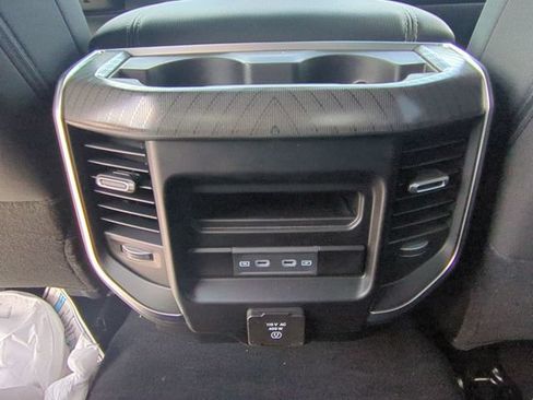 New 2026 RAM 2500 Big Horn AWD/4WD image 32