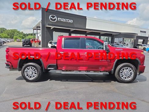 Used 2020 Chevrolet Silverado 2500 High Country w/ Z71 Off-Road Package AWD/4WD image 6