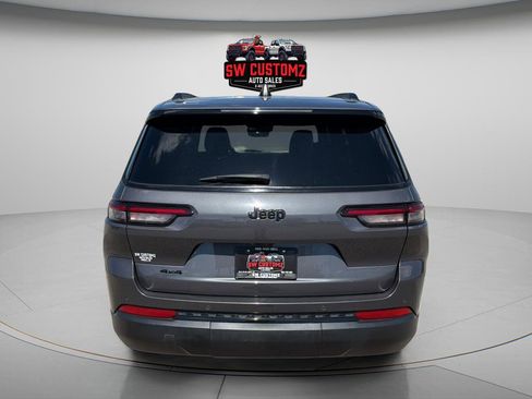 Used 2023 Jeep Grand Cherokee L Laredo AWD/4WD image 6