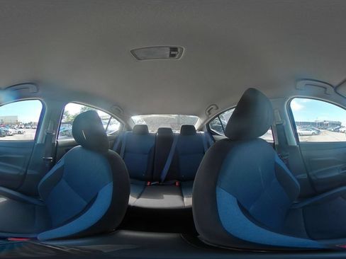 Used 2025 Nissan Versa SV FWD image 37