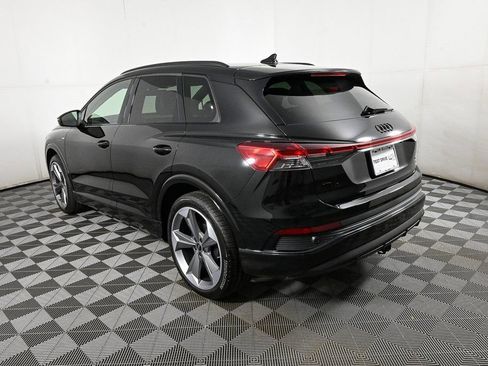 New 2025 Audi Q4 e-tron Prestige image 28