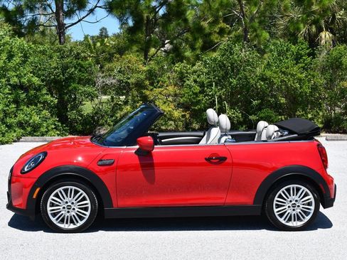 Used 2024 MINI Cooper S FWD image 30