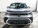 New 2025 Volkswagen Taos SE image 2