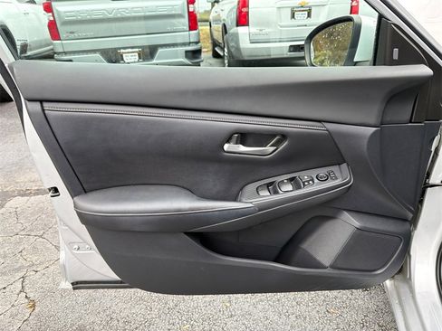 Used 2022 Nissan Sentra S image 10