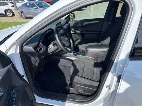 Used 2023 Ford Escape Active FWD image 19