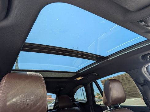 Used 2018 BMW X1 sDrive28i FWD image 3