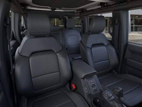 New 2025 Ford Bronco Badlands AWD/4WD image 10