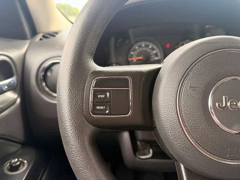Used 2016 Jeep Patriot Sport w/ Power Value Group FWD image 13