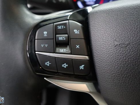 Certified 2025 Ford Explorer Platinum w/ LUX Leather Package image 16