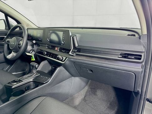 Certified 2025 Kia Sportage LX AWD/4WD image 28