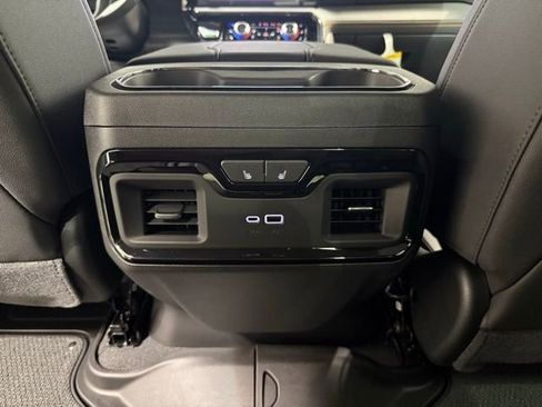 New 2026 GMC Sierra 1500 AT4 w/ AT4 Premium Package AWD/4WD image 27