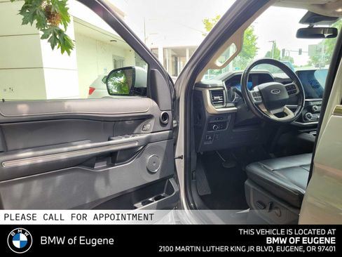 Used 2024 Ford Expedition XLT AWD/4WD image 23