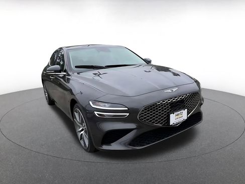 Used 2025 Genesis G70 2.5T AWD/4WD image 3
