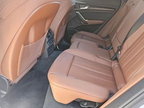 Certified 2025 Audi Q5 2.0T Premium Plus w/ Premium Plus Package image 19