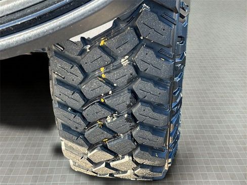 Certified 2024 Jeep Gladiator Sport image 11