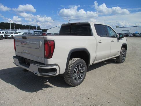 New 2026 GMC Sierra 1500 AT4 w/ AT4 Premium Package image 5