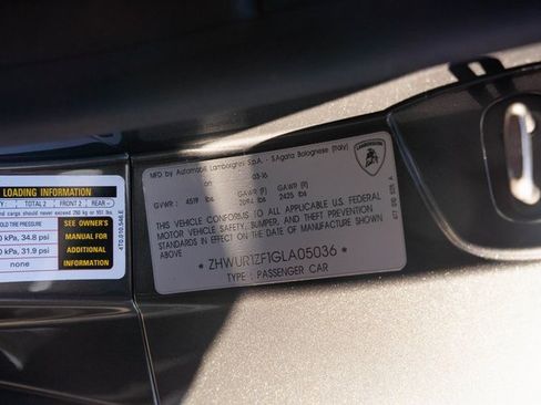 Used 2016 Lamborghini Huracan LP 610-4 image 35